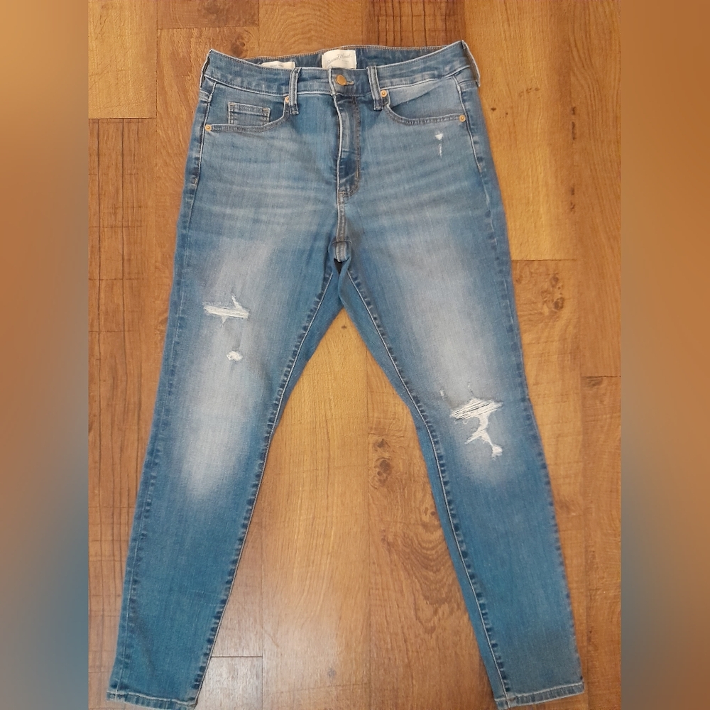 Women's Blue Distressed Skinny Jeans